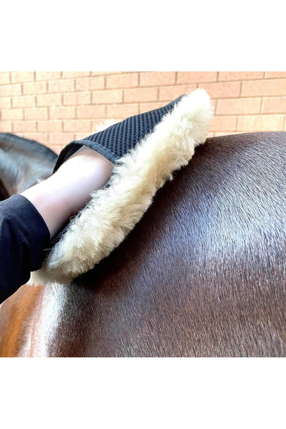 Hairy Pony Merino Wool Horse Polishing Mitt