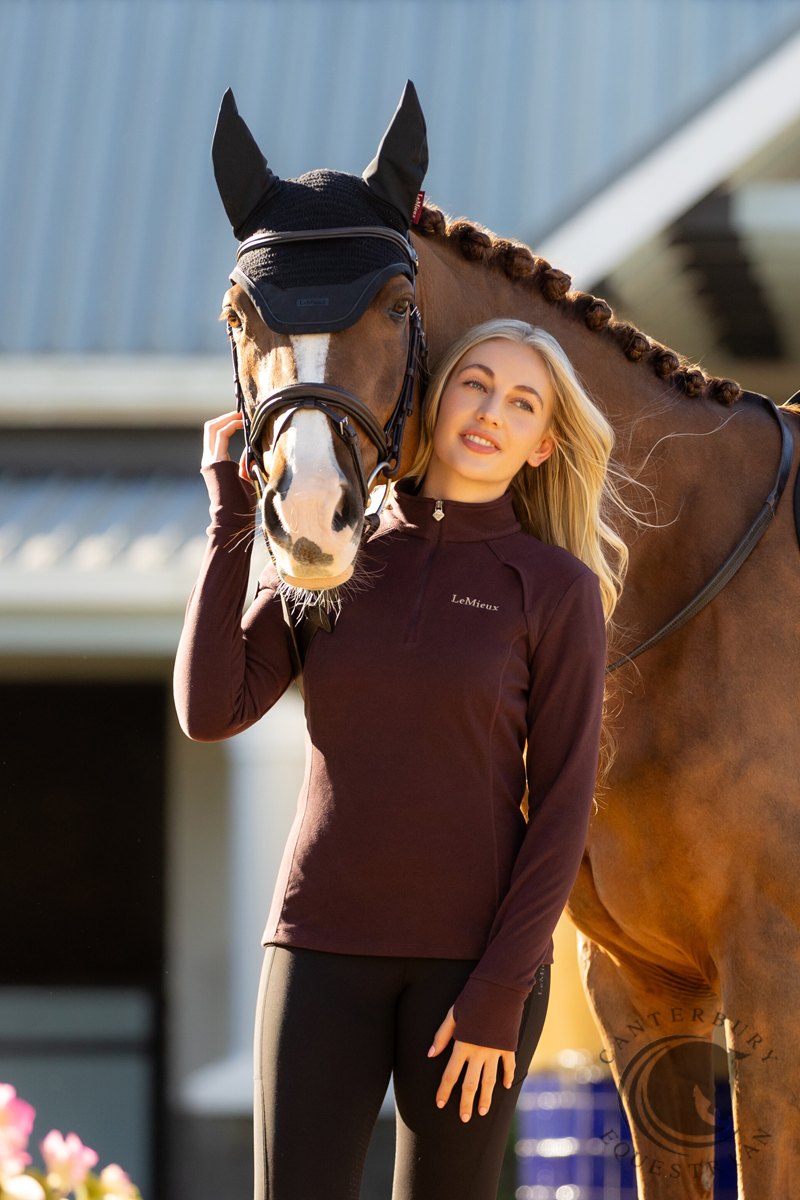 LeMieux Essence Acoustic Fly Hood Black