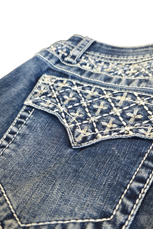  Grace In LA Crosshatch