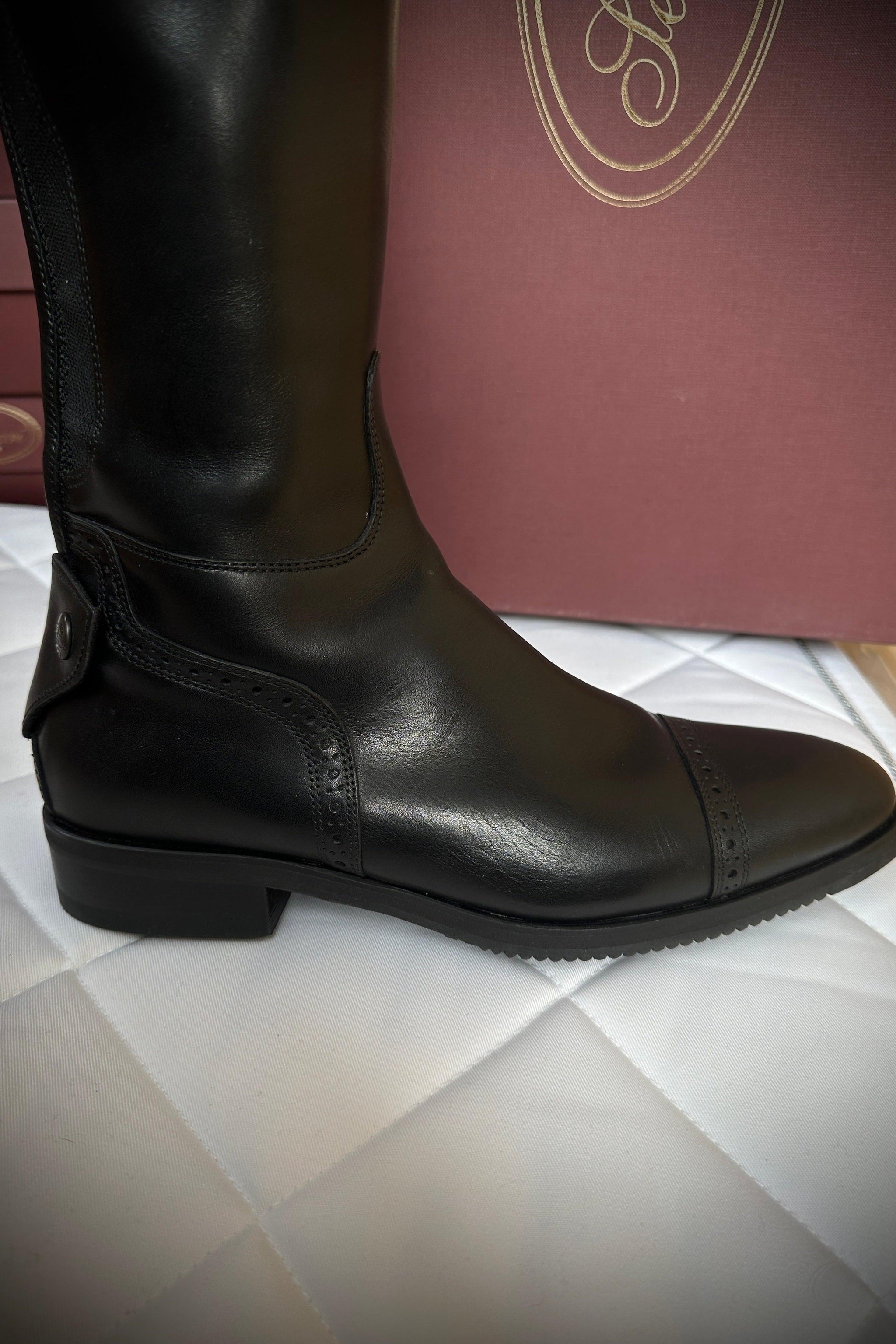 Secchiari Smooth Punched Top Detailing Tall Riding Boots