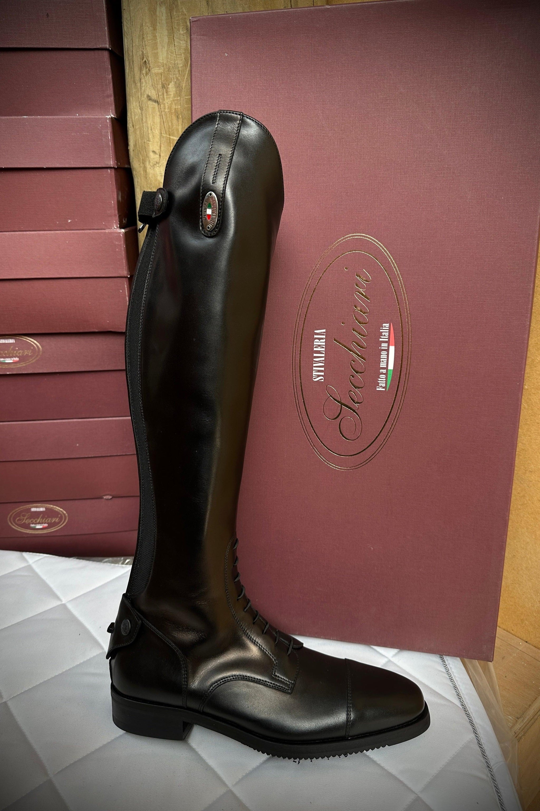 Secchiari Smooth Plain Boots with Laces