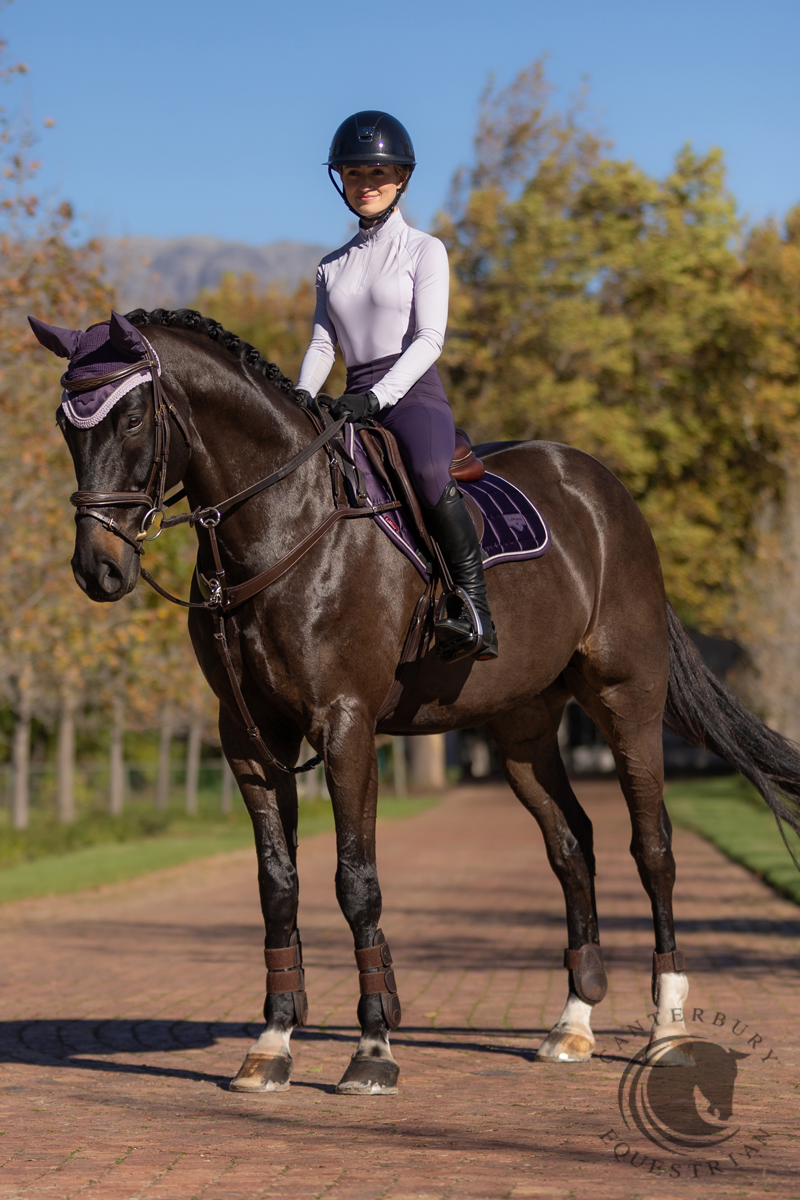 LeMieux Loire Classic Close Contact Square Juniper