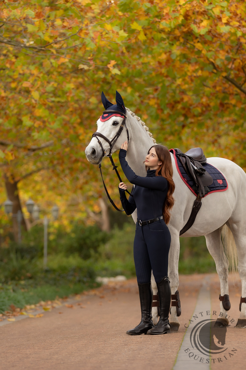 LeMieux Loire Classic Close Contact Square Navy/Cranberry