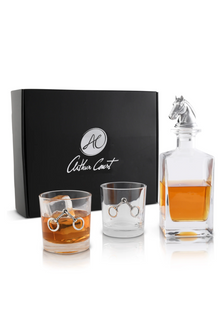  EQUESTRIAN DECANTER SET WITH GLASSES