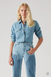  Levi's Women's Iconic Western Shirt