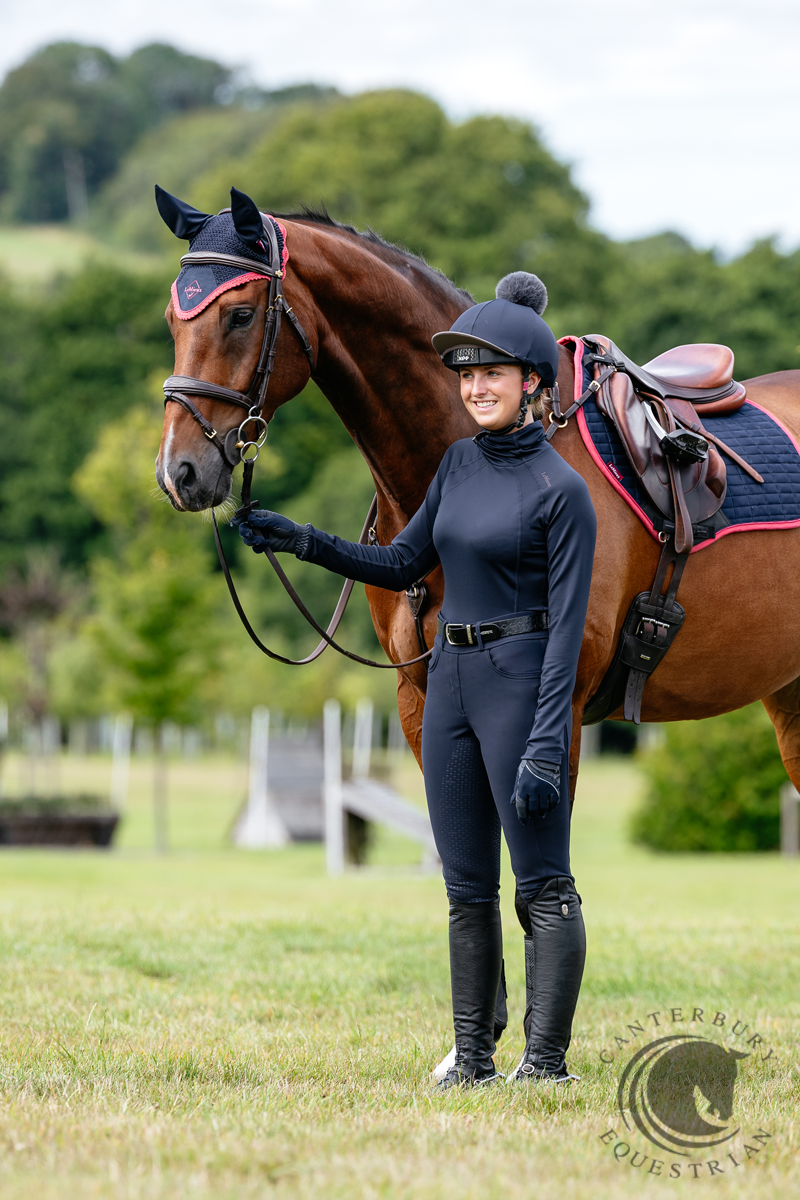 LeMieux Suede Close Contact  Square Navy/Cranberry