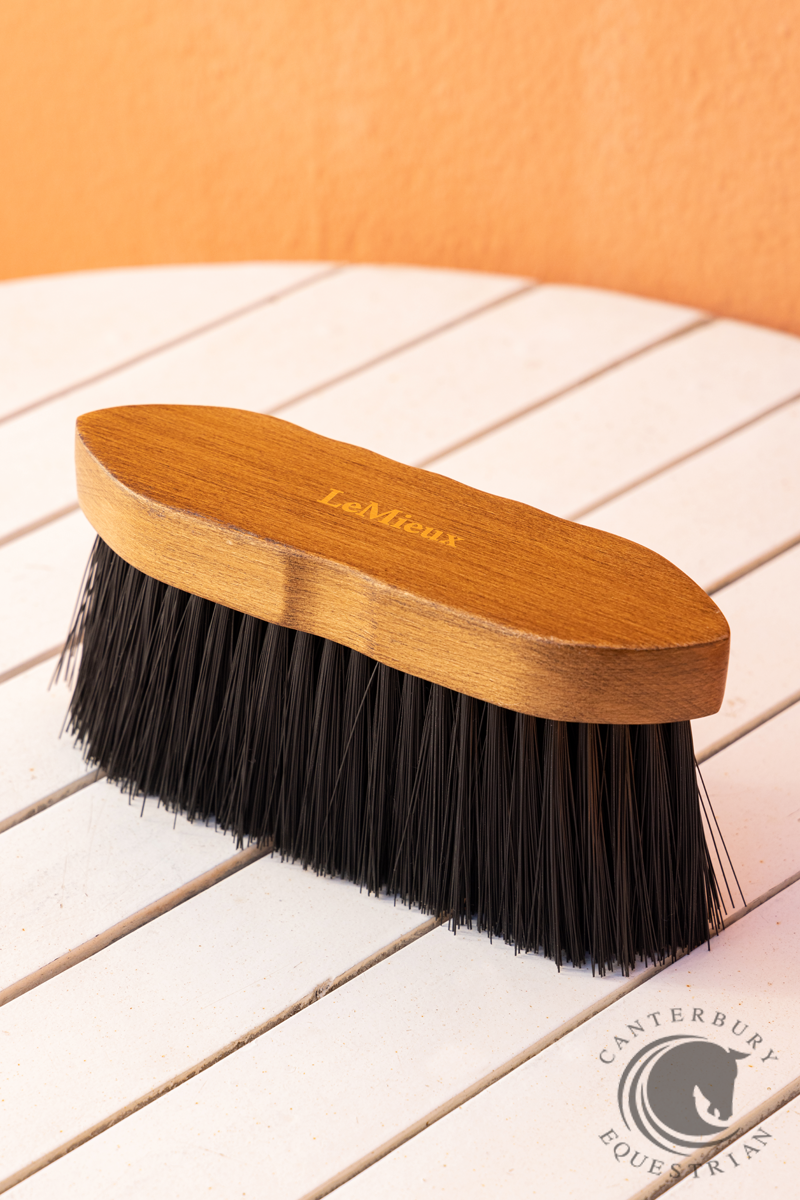 LeMieux Artisan Flick Brush Brown