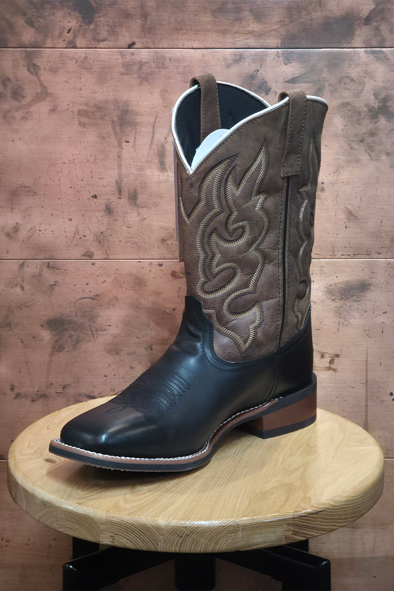 7877 MEN BLACK/SAND STOCKMAN CA