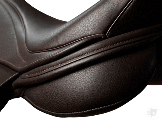KENT AND MASTERS S-Series Pony Jump Saddle 15.5'' 16'' 16.5''