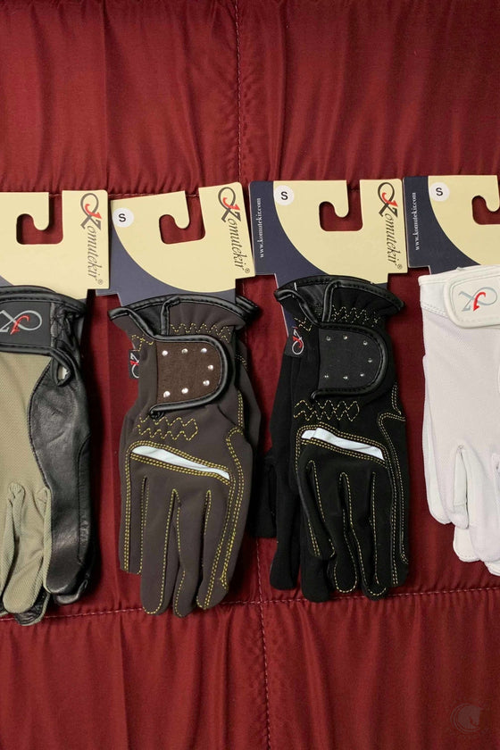 Gloves, 6 styles to choose from!